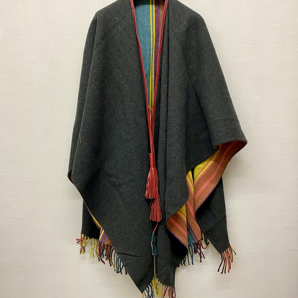 ETRO Cape rev.